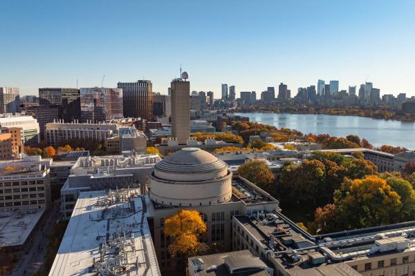 Professor Jessika Trancik’s course IDS.521/IDS.065 (MIT Energy Systems for Climate Change Mitigation) equips students with the skills they need to evaluate the various energy decarbonization pathways available to the world.